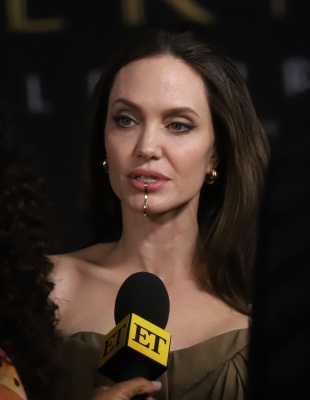 angelina_0017.jpg