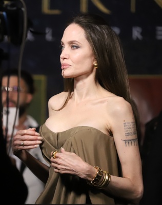 angelina_0034.jpg