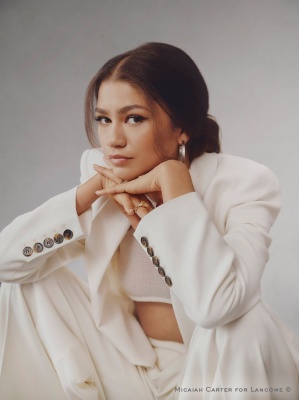 zendaya_0001.jpg