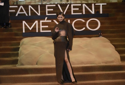 zendaya_0001~0.jpg