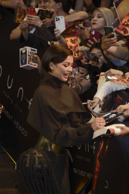 zendaya_0059~0.jpg