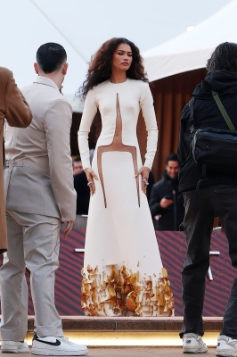 zendaya_0218.jpg