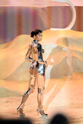 zendaya_0413.jpg