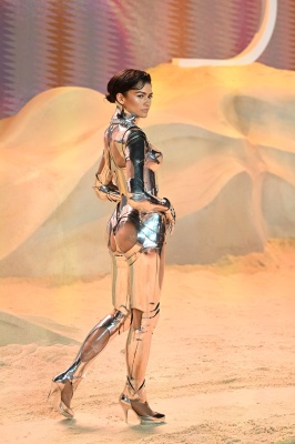 zendaya_0414.jpg