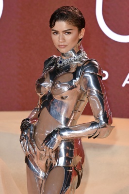 zendaya_1009.jpg