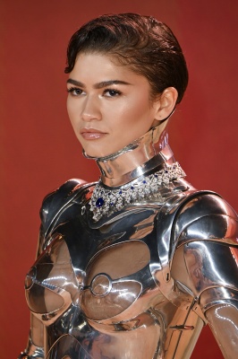 zendaya_1012.jpg