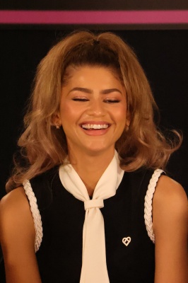 zendaya_0004.jpg