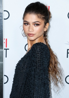 zendaya_060.jpg