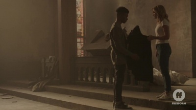 cloakanddagger_144.jpg